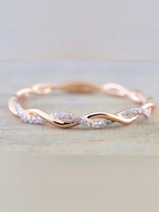 Jewelry - NEW 18K Rose Gold Diamond Twist Ring